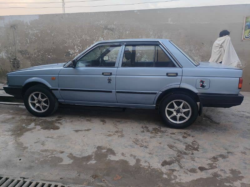 Nissan Sunny 1987 8