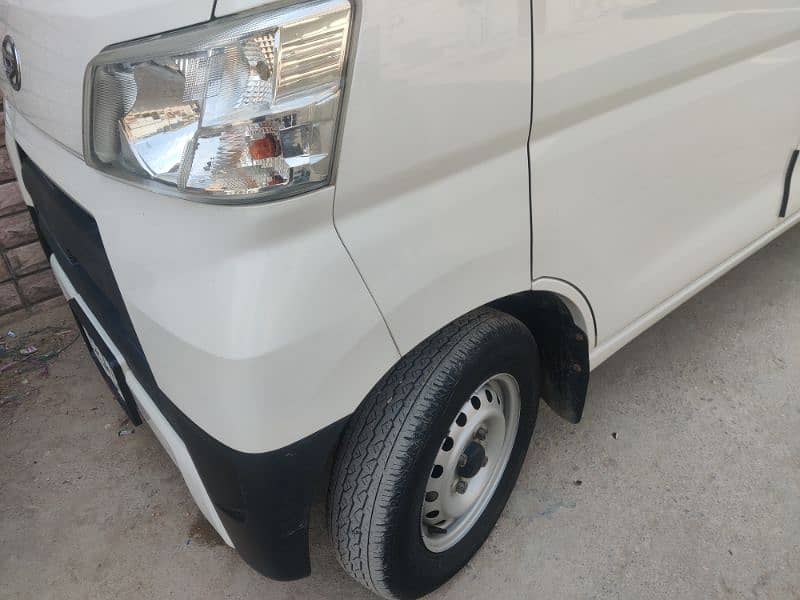 Daihatsu Hijet 2024 5