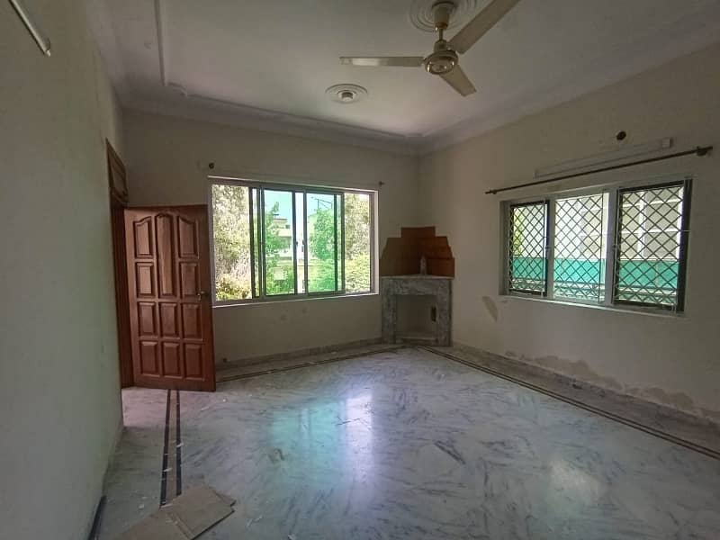 I-8/4.40x80 Upper Portion Near I-8 Markaz Ideal Location More Options 9