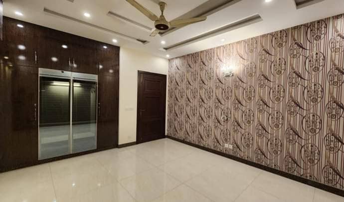 5 Beds 1 Kanal Hot Location House for Rent in Block R DHA 2 Phase Lahore. 3