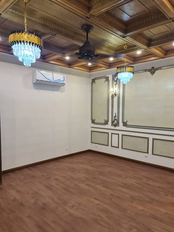 5 Beds 1 Kanal Good Location House for Rent in Block T DHA 2 Phase Lahore. 1