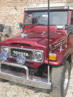 Toyota Land Cruiser Jeep 1984