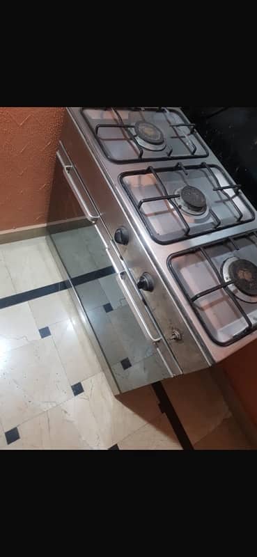 Stove with 3 burners 3