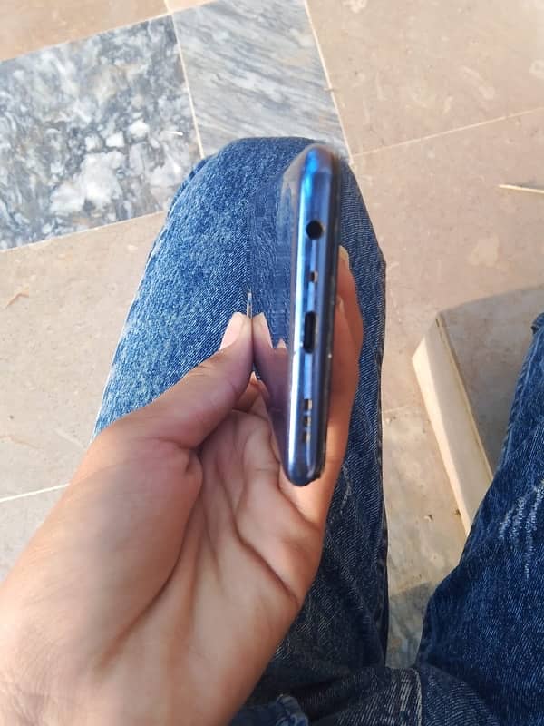 oppo f19 6/128 just panal Chang and break 1