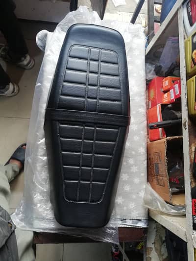 Honda 125power plus MA tayar krwai ha master ka foam ha or srya lagaya