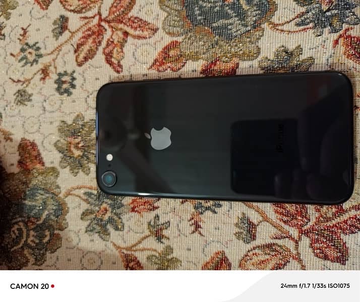 iPhone 8 urgent sale 1