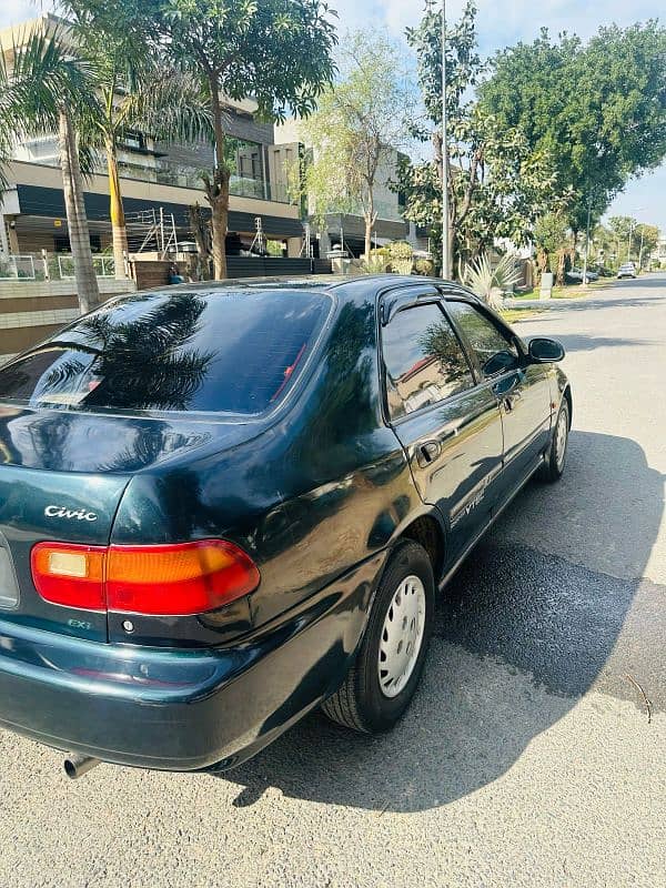 Honda Civic EXi 1995 4