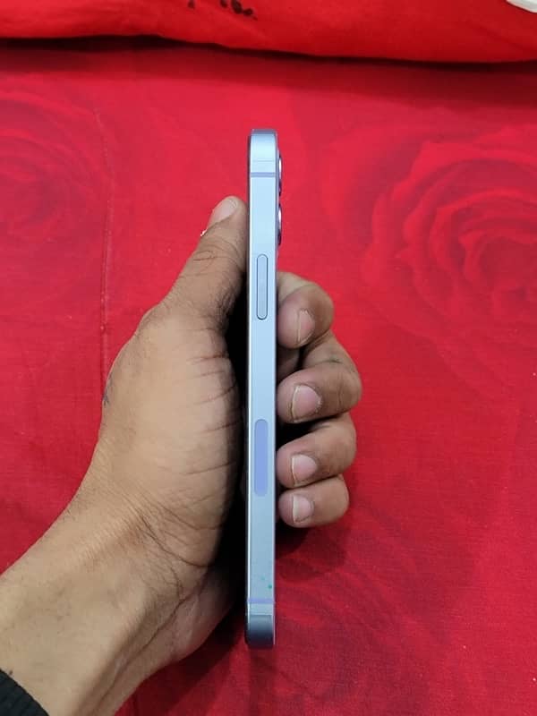 I phone 12 64gb 81 health water pack 10 out of 10 condition 3