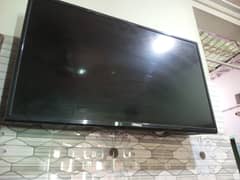 SAMSUNG LED TV 32” HD