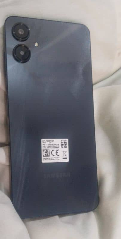 Samsung A06 with occean black 0