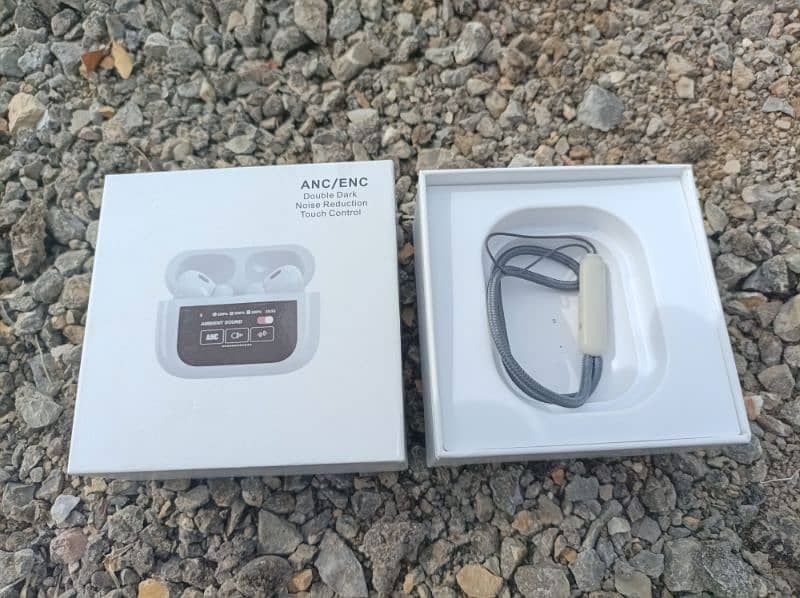 High Quality Earbuds Touch Display Perfect Sound 7