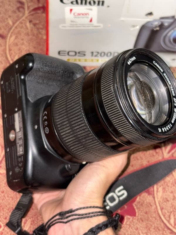 canon 1200D with 2 lenses 2