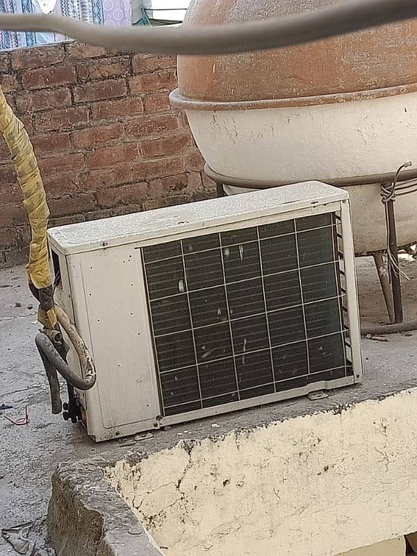 sale 1 ton AC chalny main behtreen na open na repair 1