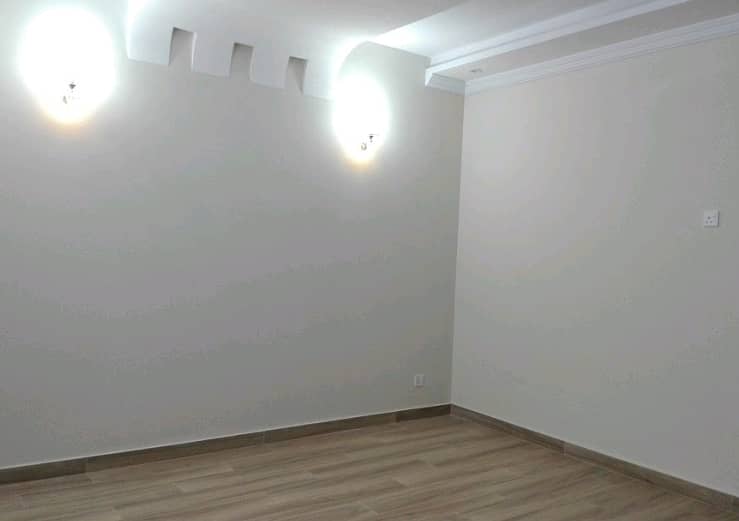 Get A 2450 Square Feet Upper Portion For rent In G-9/4 2