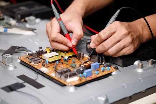 Electronics repair technician required immediately. 1