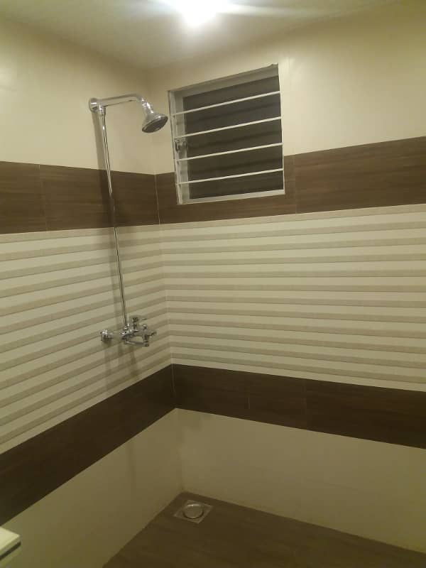 New 5 Marla Upper Portion Available For Rent In BB Block Sector D Bahria Town Lahore 5