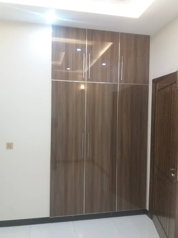 New 5 Marla Upper Portion Available For Rent In BB Block Sector D Bahria Town Lahore 19