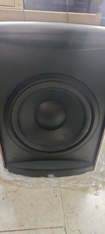 Genelec powered speakers/ Jbl sub woofer 2