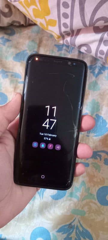 Samsung S8 6