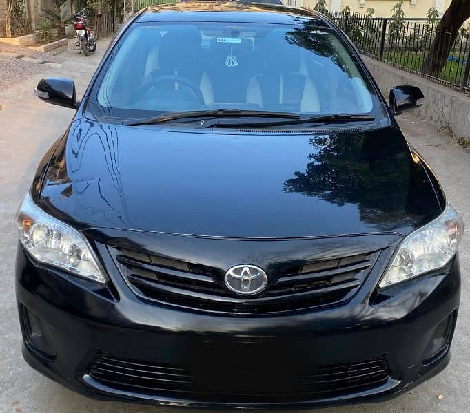 Toyota Corolla XLI 2013/14 1