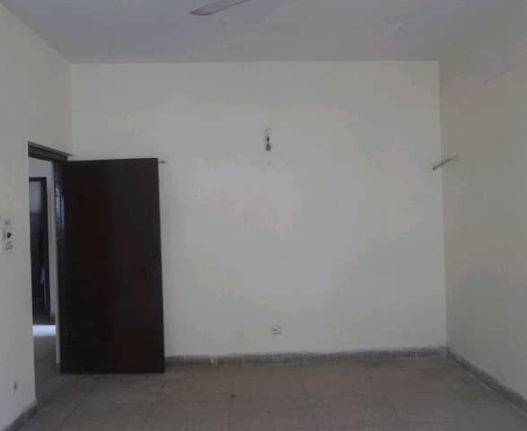 Upper Portion For Rent In G-9 4