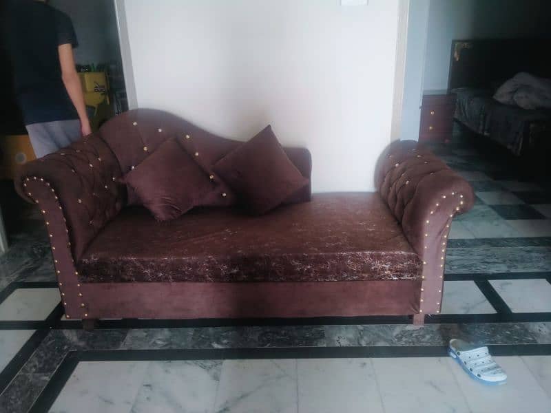 new Dewan three seater with 2 cushion with big glass table 4