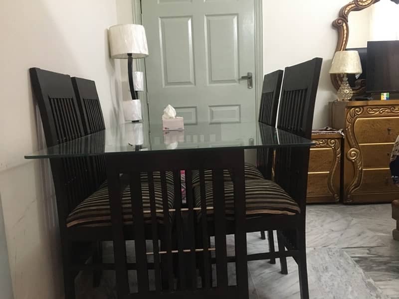 Dining table with 6 chairs glass top 0