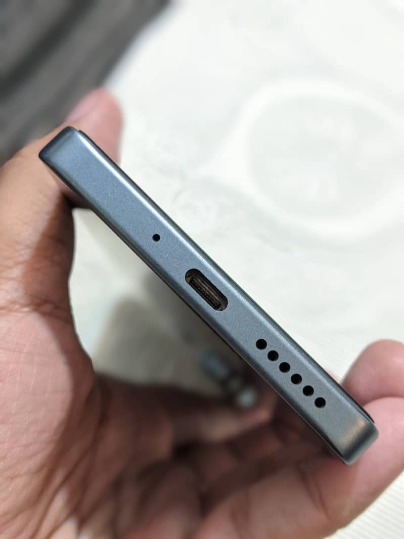 Xiaomi Redmi Note 13 Pro (10.5 Months warranty) 11