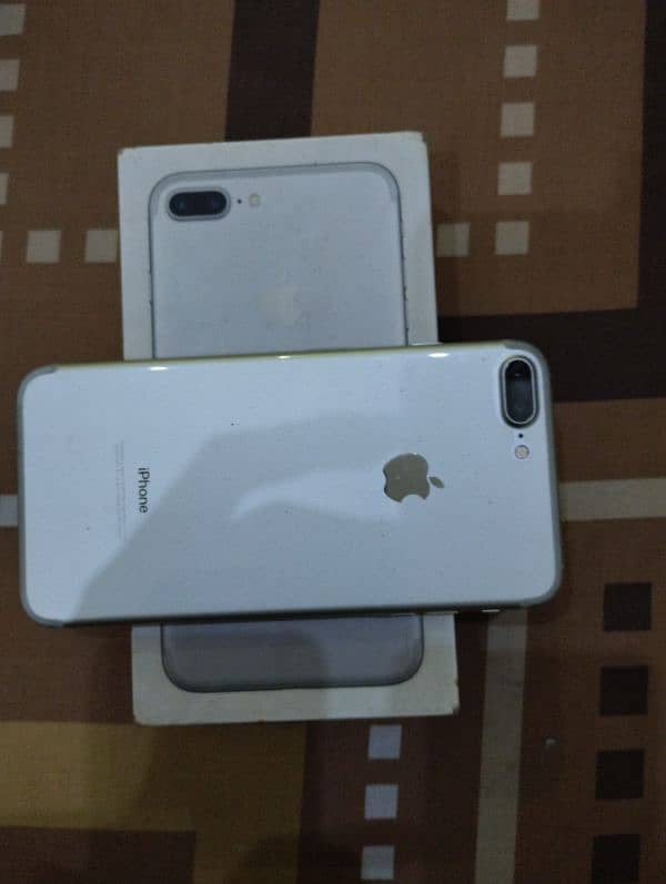 iPhone 7 plus with box and charger non pta 7