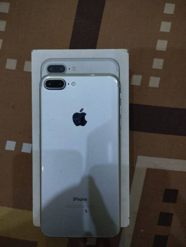 iPhone 7 plus with box and charger non pta 8