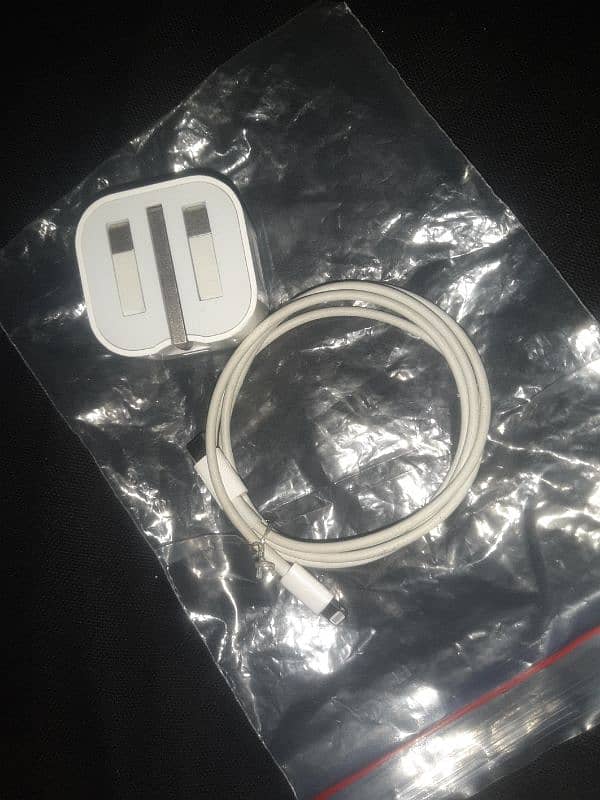 Apple original charger with cable 1