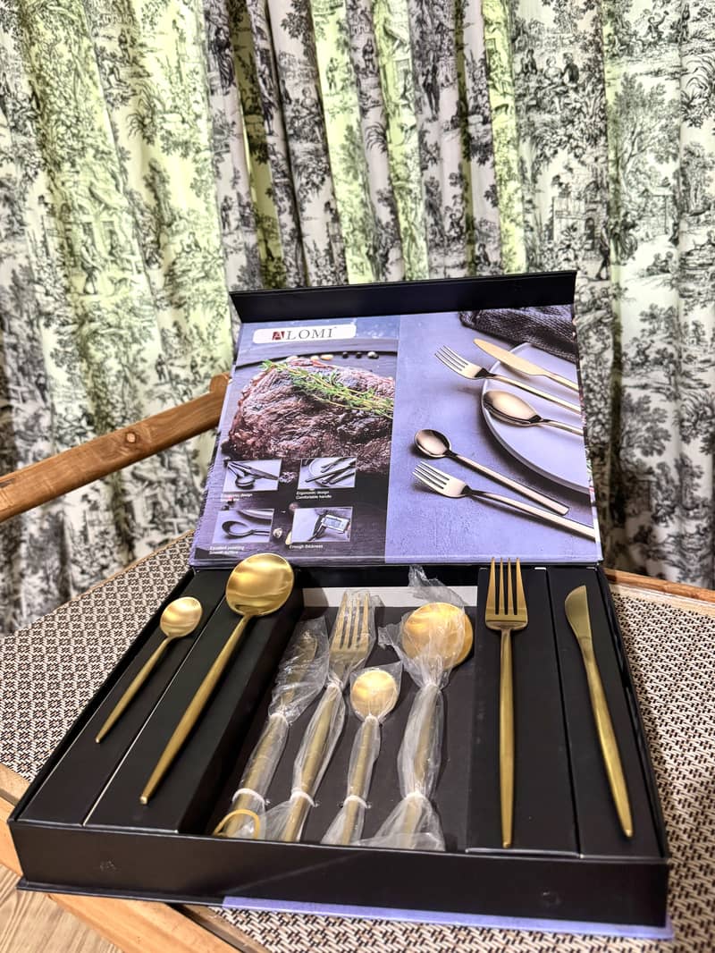 100% NEW! 24 Pieces Golden Alomi Cutlery Set - Western Modern Set 0