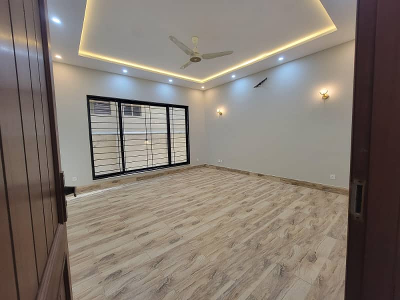 1 Kanal Brand New House For Rent 19