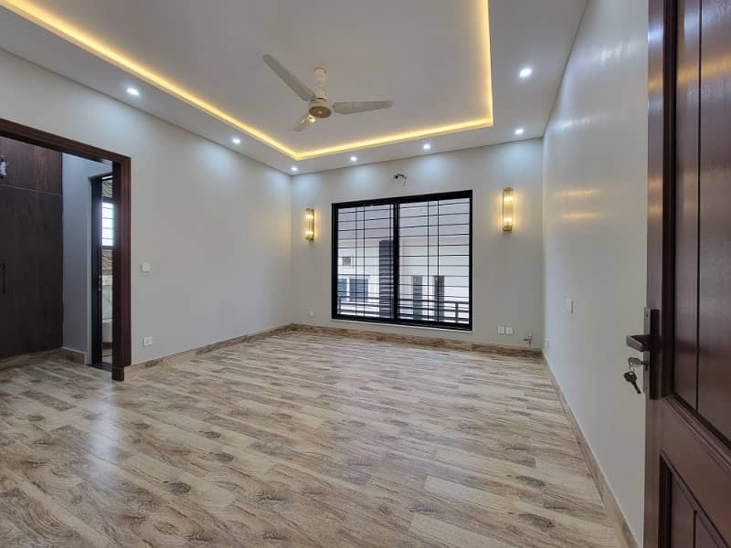 1 Kanal Brand New House For Rent 20