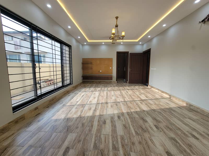 1 Kanal Brand New House For Rent 21