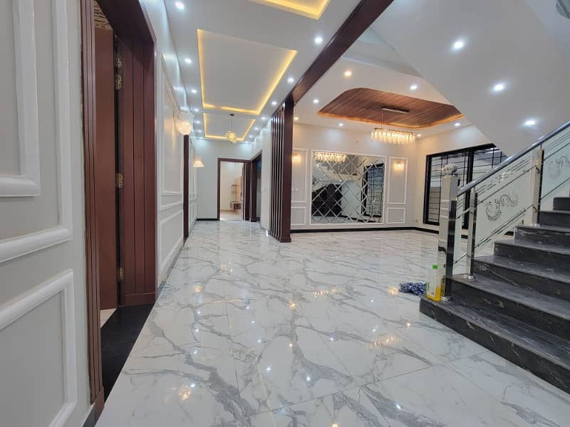 1 Kanal Brand New House For Rent 25