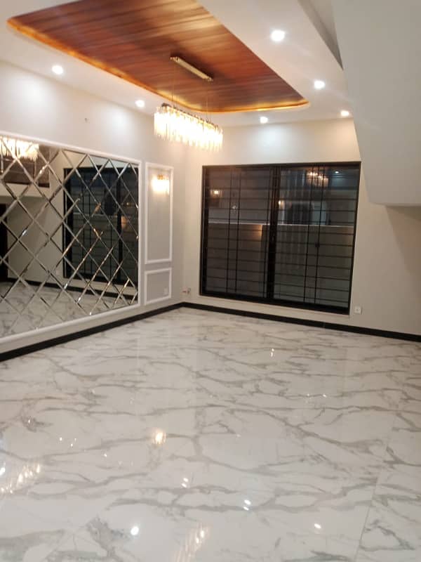 1 Kanal Brand New House For Rent 1