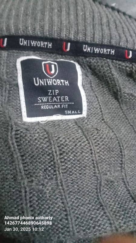 I m selling a grey sweater of UNIWORTH BRAND 2