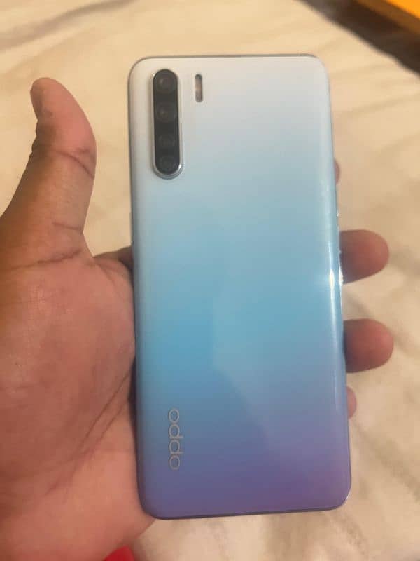 oppo f15 8/256 0