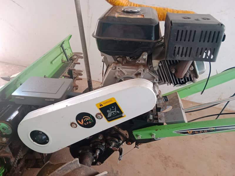 Wheat and grass cutter machine in best condition 2