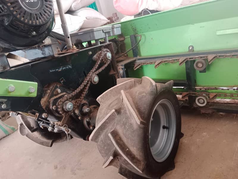 Wheat and grass cutter machine in best condition 3