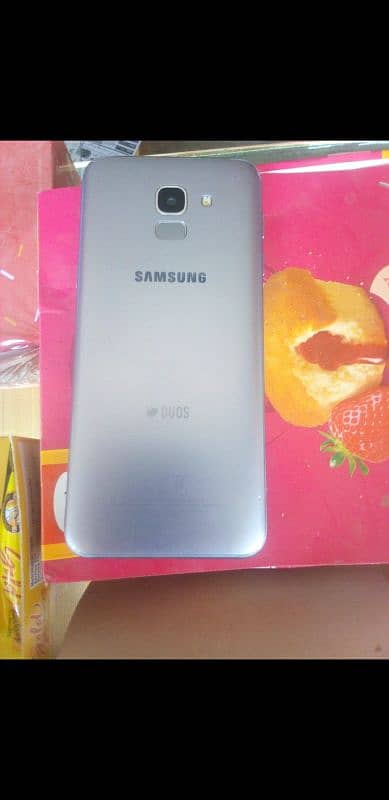 Samsung Galaxy j6 0