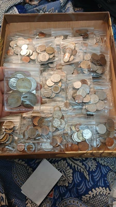 Different countries Coins in packing 0