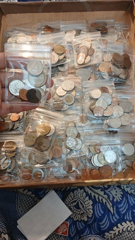 Different countries Coins in packing 1