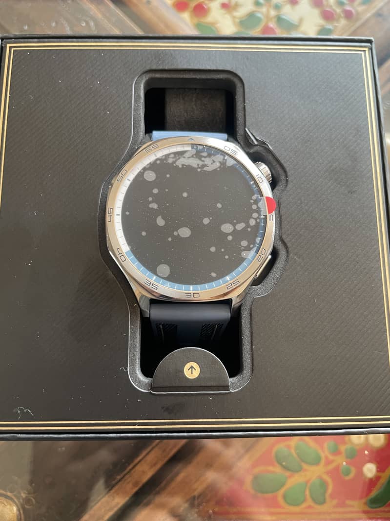 Huawei watch GT 5 brand new with box and charger 2