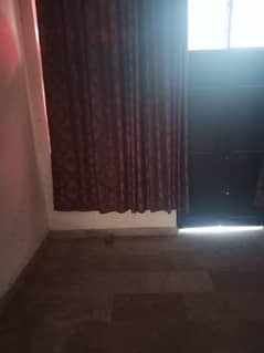 Allama Iqbal Town 5 Marla Lower Portion For Rent