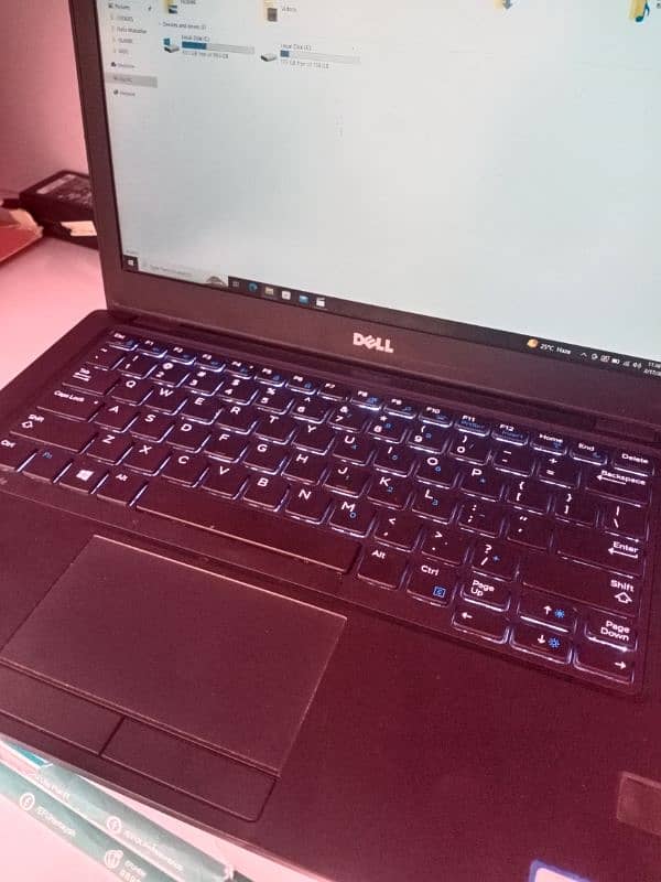 Dell 5280 i5 7th genration 0