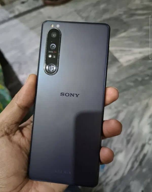 Sony Xperia mark 1  3 0