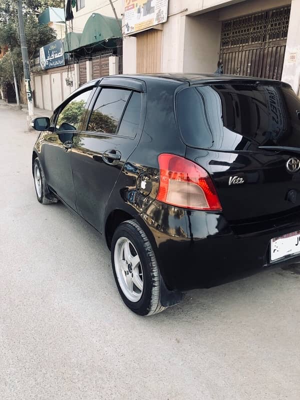 Toyota Vitz 2006 4