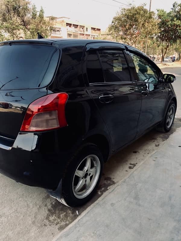 Toyota Vitz 2006 17